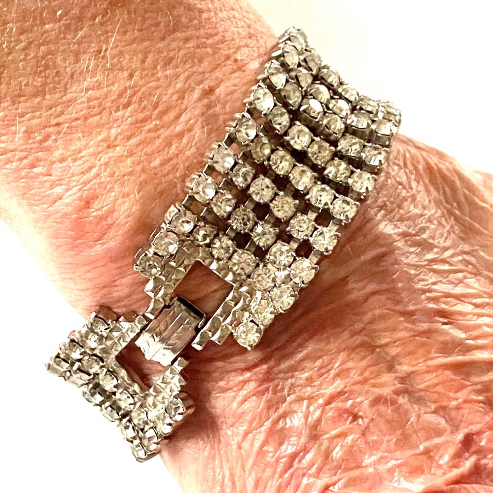 1960s Thick Rhinestone Bracelet